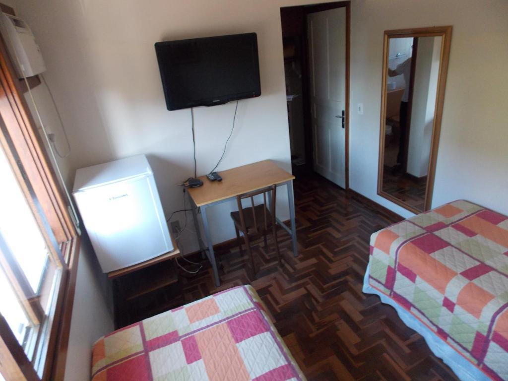 Hotel Porto Alegre Rum bild