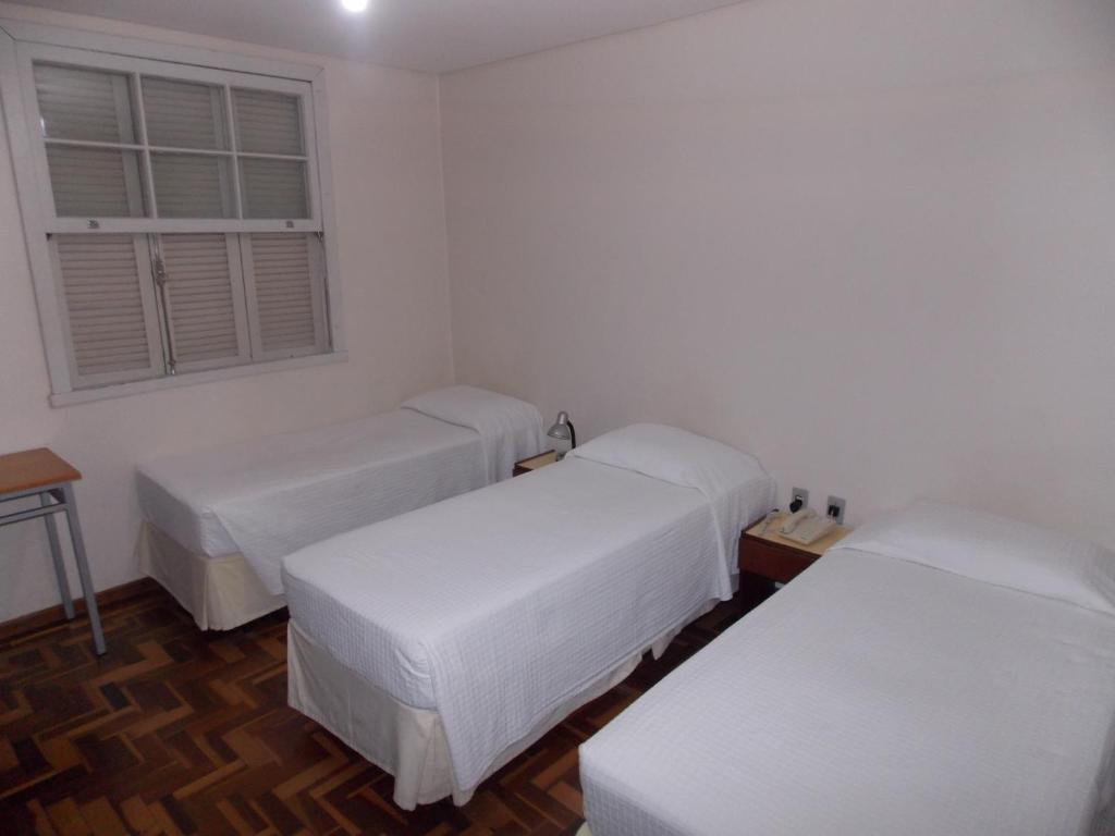 Hotel Porto Alegre Rum bild