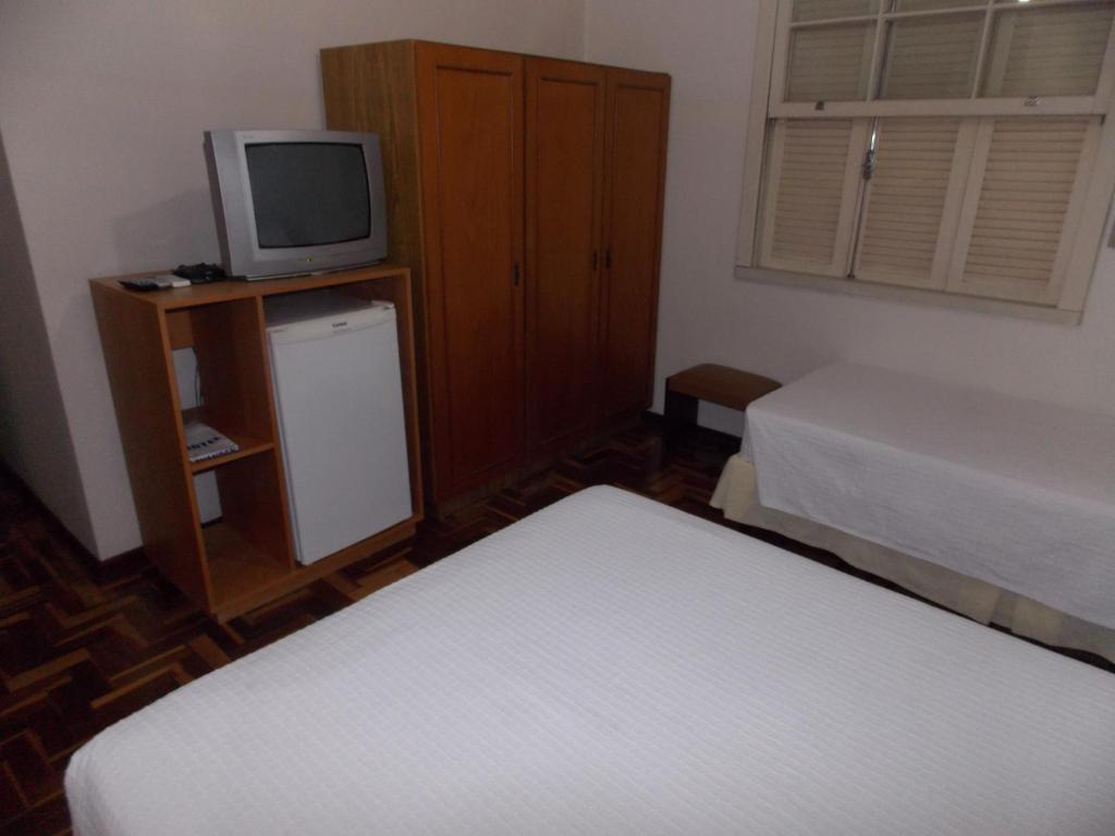 Hotel Porto Alegre Rum bild